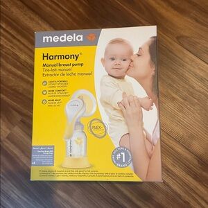 Medela Harmony Breast Pump